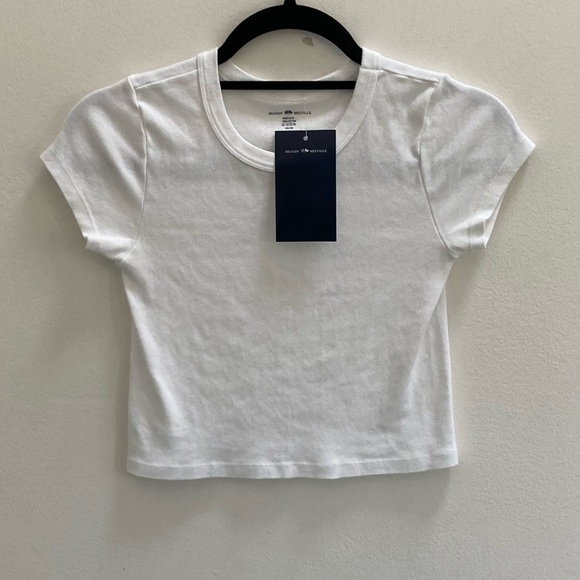 Brandy Melville Tops - White ashlyn T-shirt